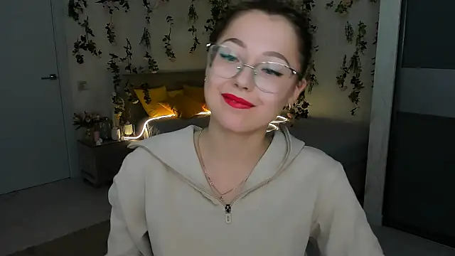 SereneFlame's cam snapshot