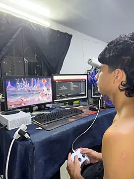 nic_2005's cam snapshot