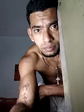 Negritohot2828's cam snapshot