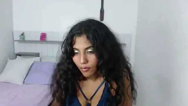 Bia_LuxBia_Lux's cam snapshot