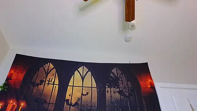 Ivey_Strigoi's cam snapshot