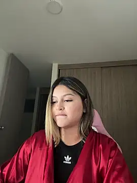 lunablossom_ live sex cam