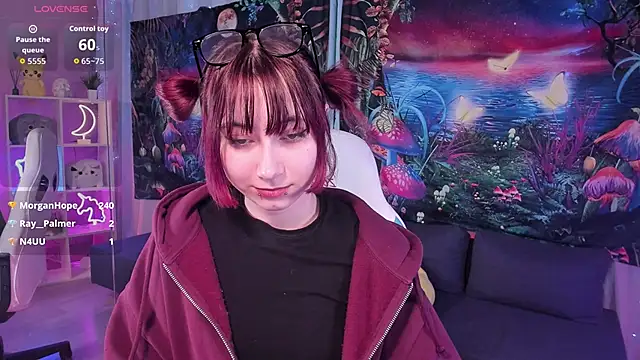 ClaraParks's cam snapshot