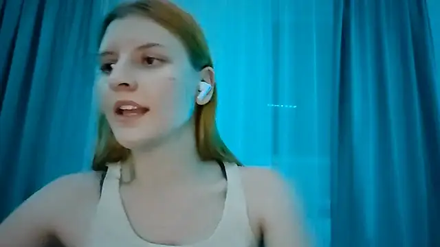 LynteriLain's web cam