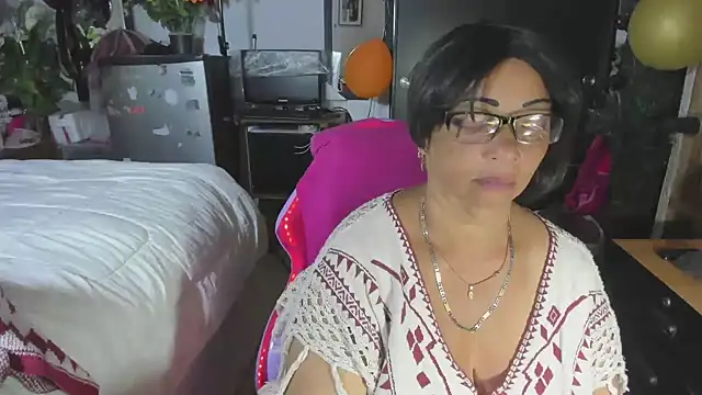 Mrs_mommy_'s cam snapshot