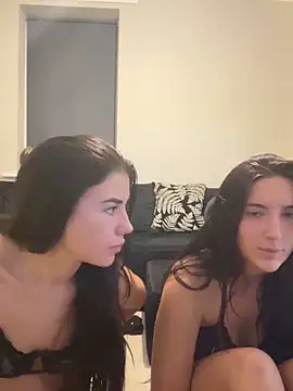 Emilyangelxx's cam snapshot