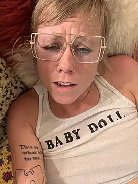 goodgirlbabydoll's cam snapshot