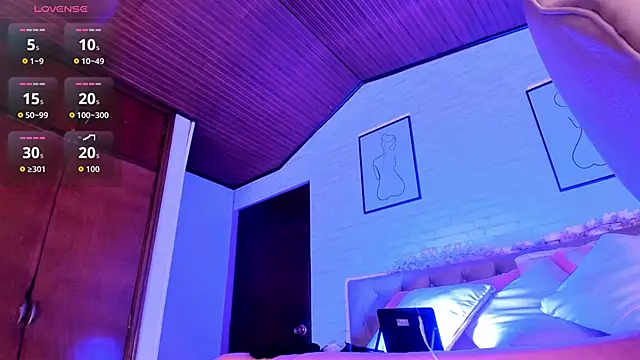 Kitty_Pam's cam snapshot