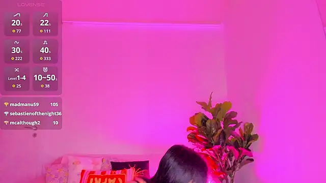 TiaBelle's cam snapshot