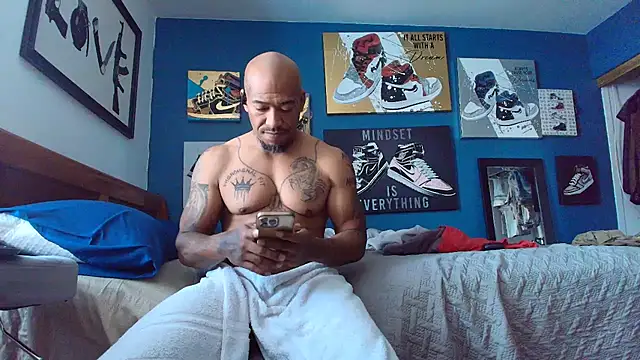 athephenomenal1's web cam