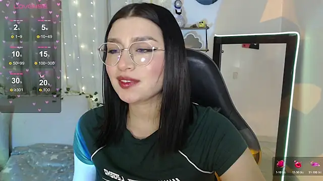 mily_thomson_b_'s cam snapshot