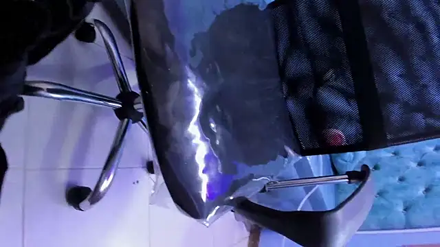 Agatha_Leon_'s cam snapshot