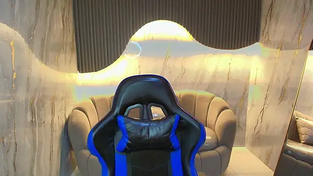 lirianne_thorne_r's cam snapshot