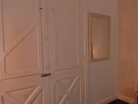 Hela_Strossner's cam snapshot