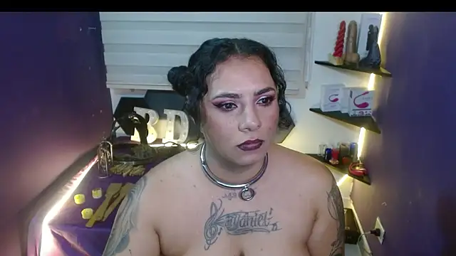 Alexa_Slavehot777's cam snapshot