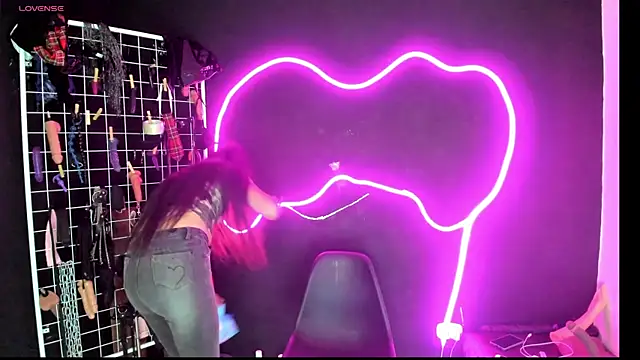 Mistress_Megan_BDSM's cam snapshot