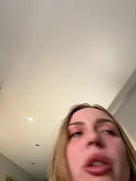 pink8ty's cam snapshot