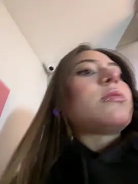 PrettyAmber's cam snapshot