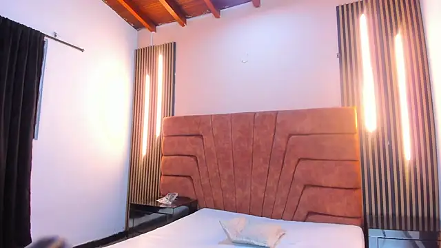 FYKMOR_1 live sex cam