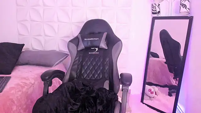 JuliethMoss's cam snapshot