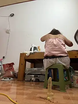 July-Asian's cam snapshot