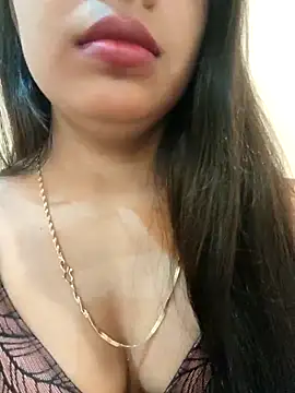 Maahhii_2's cam snapshot