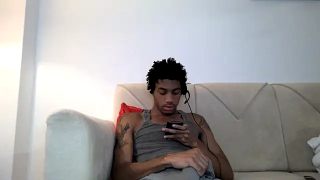 BlackBullTitus live sex cam