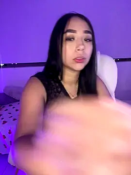 nyna_1's cam snapshot