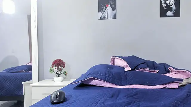 sexynova_93's cam snapshot