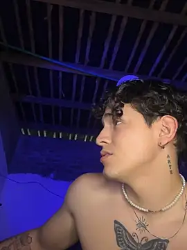 Aangelhot live sex cam