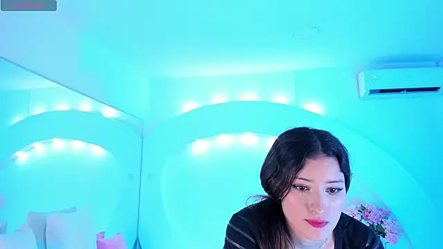 ValeriMilton's cam snapshot