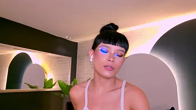 AgathaKondo_'s cam snapshot