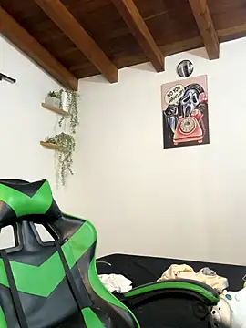 Valentino_Xander live sex cam