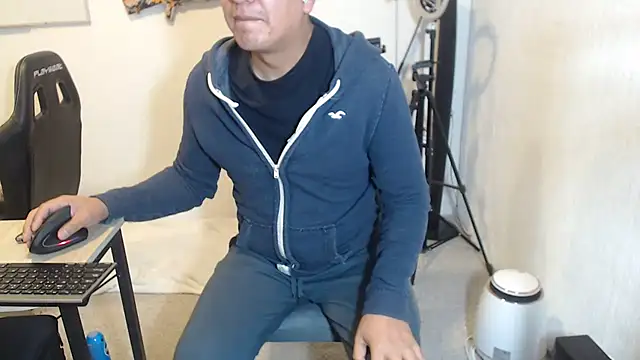 yayo_33 live sex cam