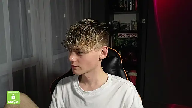 Keytaro live sex cam