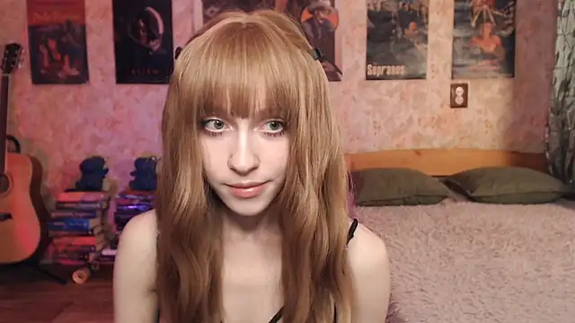 Friendly_Ellie's cam snapshot