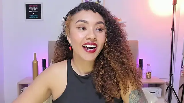 Zoe_Gruber live sex cam