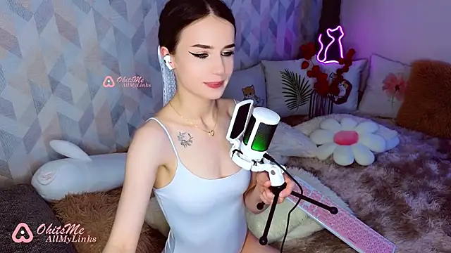 _OhitsMe live sex cam