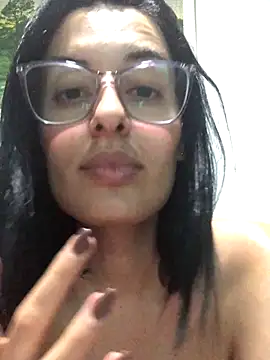 Catmila94 live sex cam