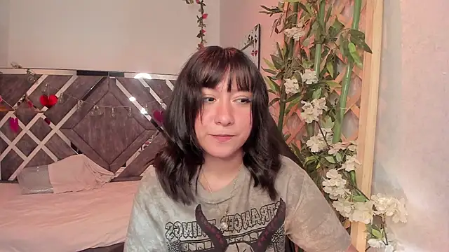 Nanachi_Cook live sex cam