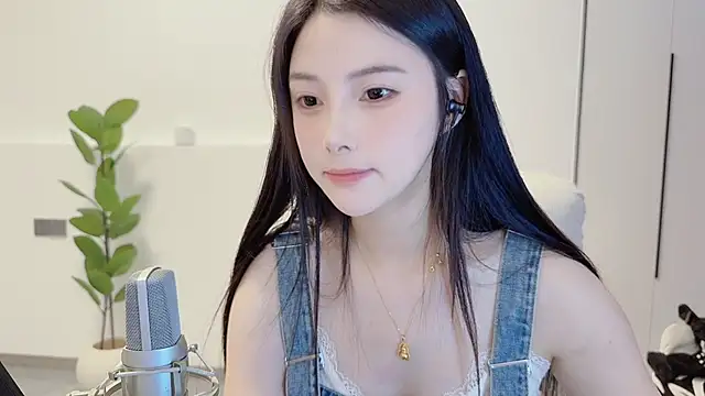 HaagenDazs_'s cam snapshot