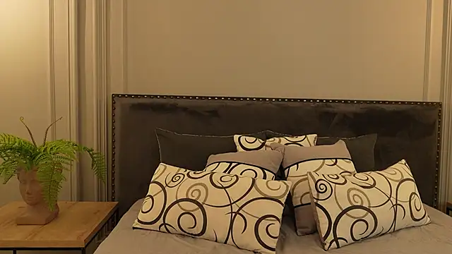 IrisBaker live sex cam