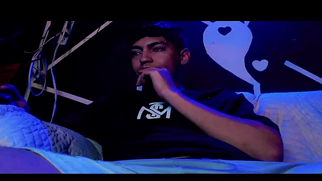 LPYsami773's cam snapshot