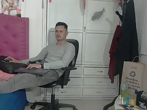 taurosex2025's cam snapshot