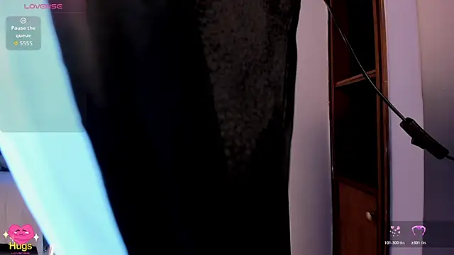 Violet_Anders's cam snapshot