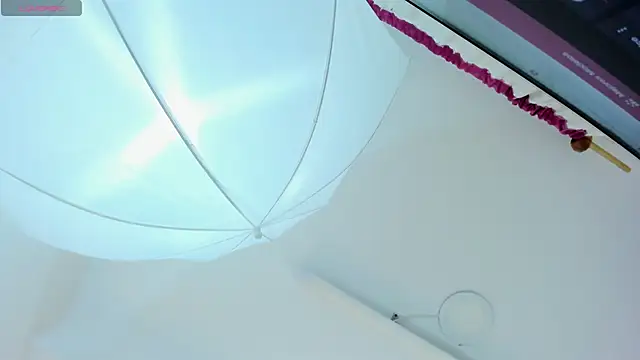 Nahomycarterr's cam snapshot