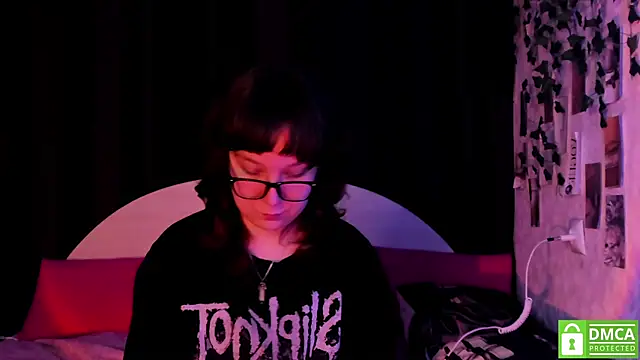 dreamgirllovee's cam snapshot