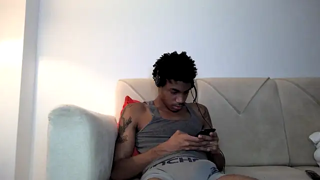 BlackBullTitus live sex cam