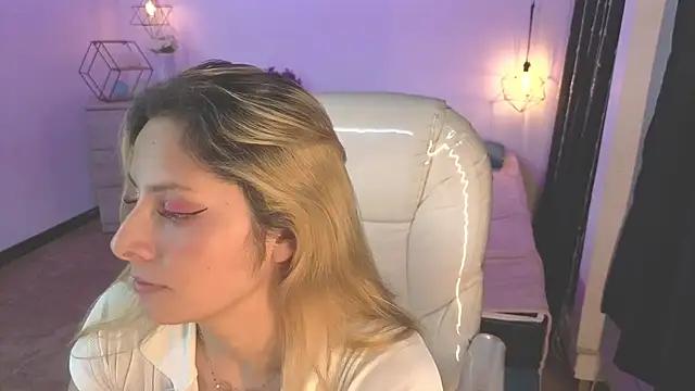 Jennaa_Cooper's cam snapshot