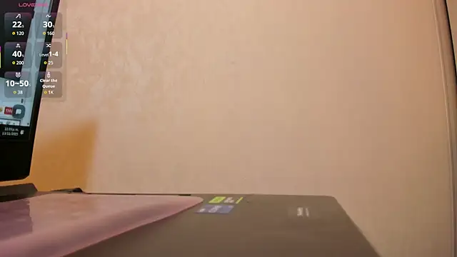 rouse__hallberg's cam snapshot